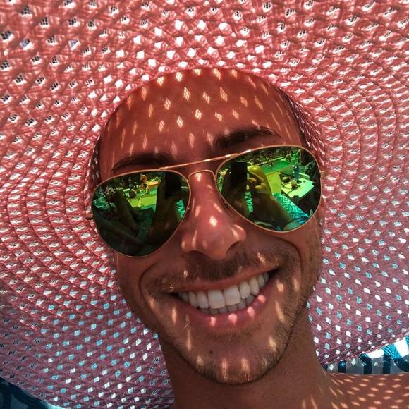 Meet your Posher, Jared - Picture 1 of 1